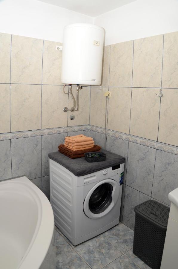 Apartman M&S Биоград на Мору Екстериор снимка