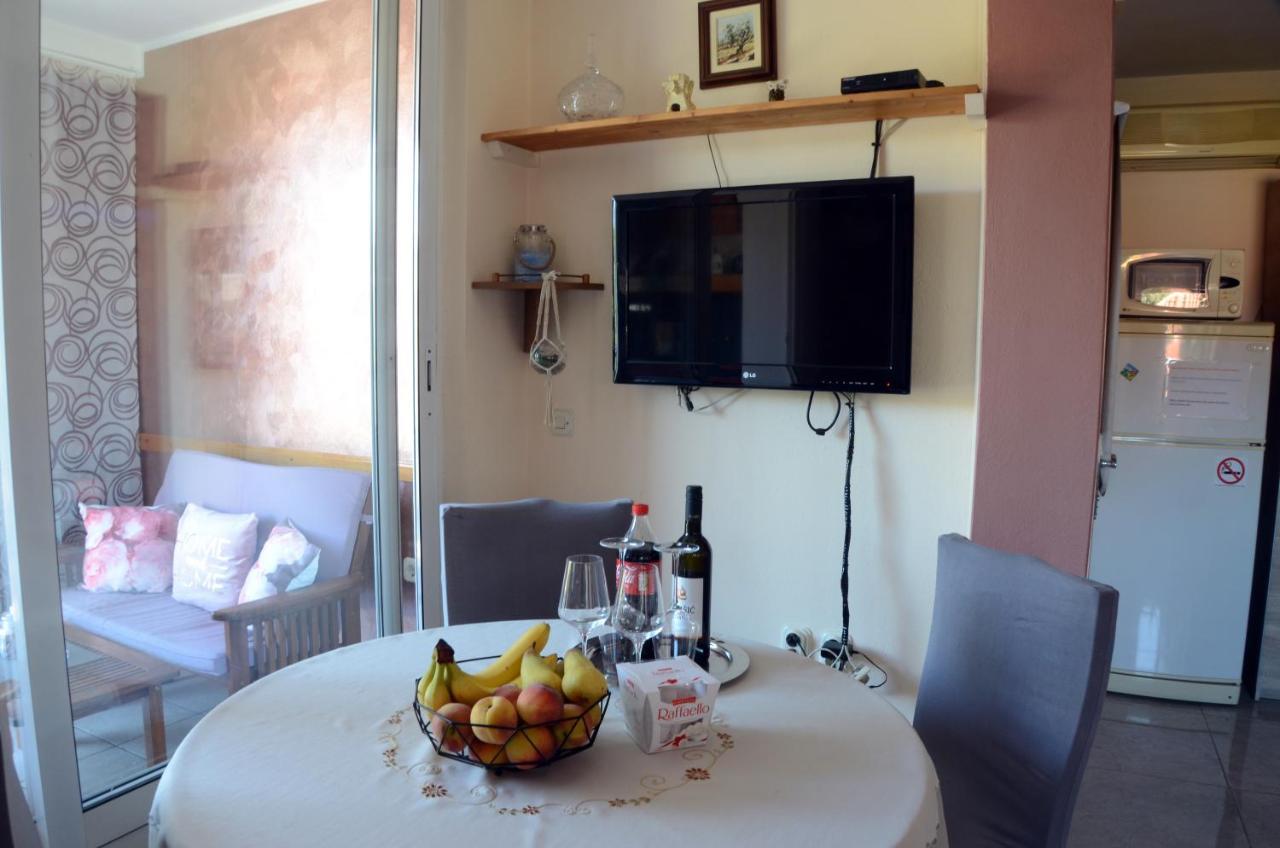 Apartman M&S Биоград на Мору Екстериор снимка