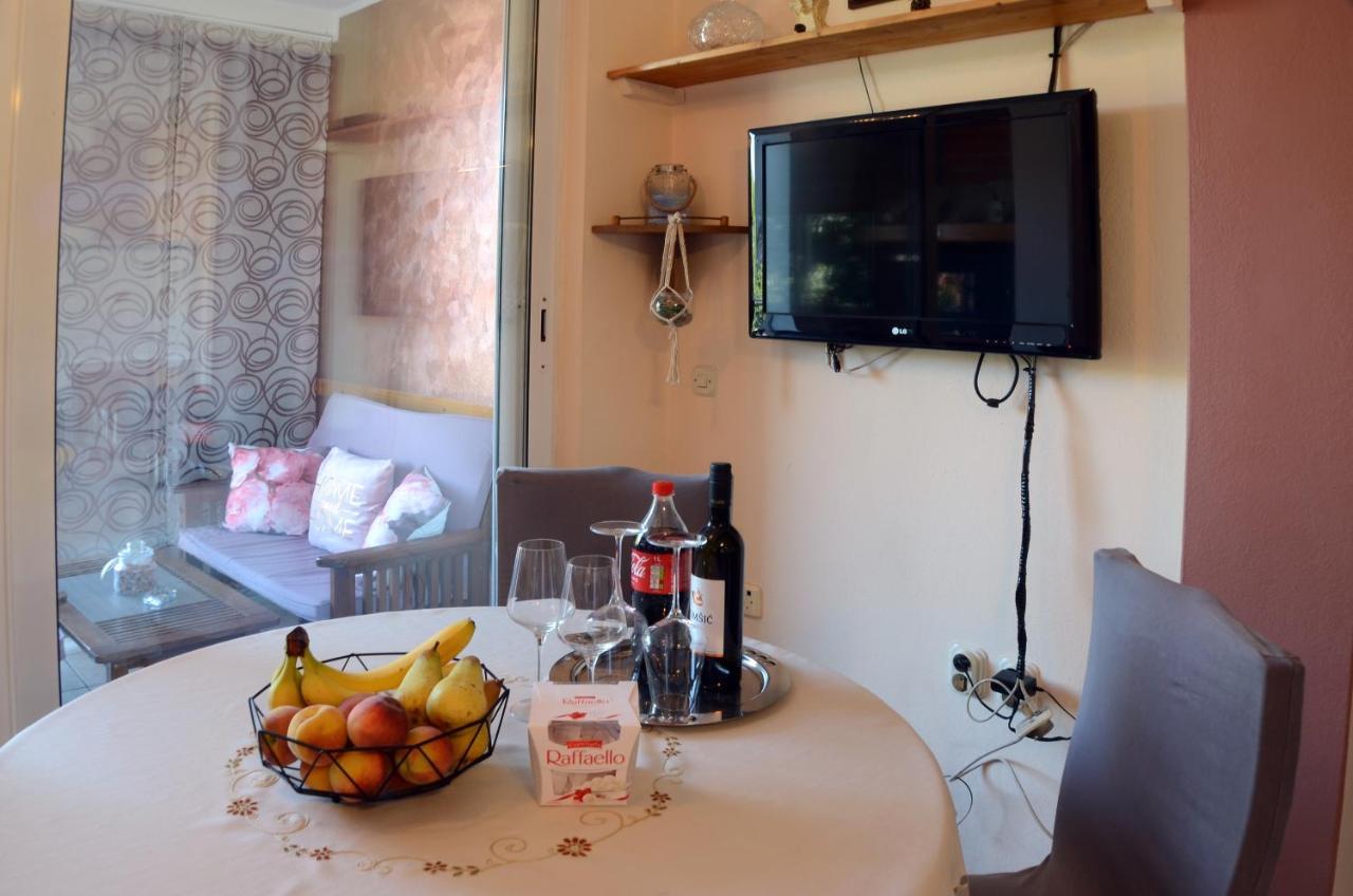 Apartman M&S Биоград на Мору Екстериор снимка