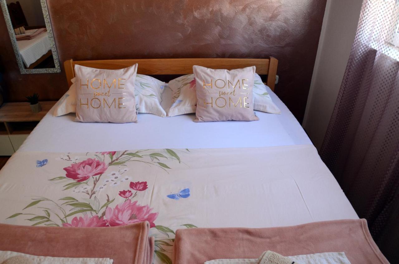 Apartman M&S Биоград на Мору Екстериор снимка